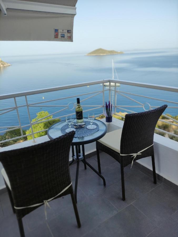 Infinity Blue Suite Panteli Extérieur photo
